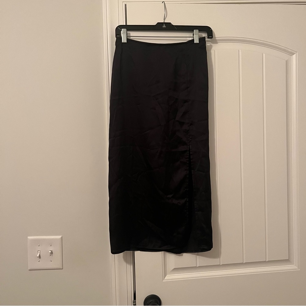 A&F maxi skirt with side slit